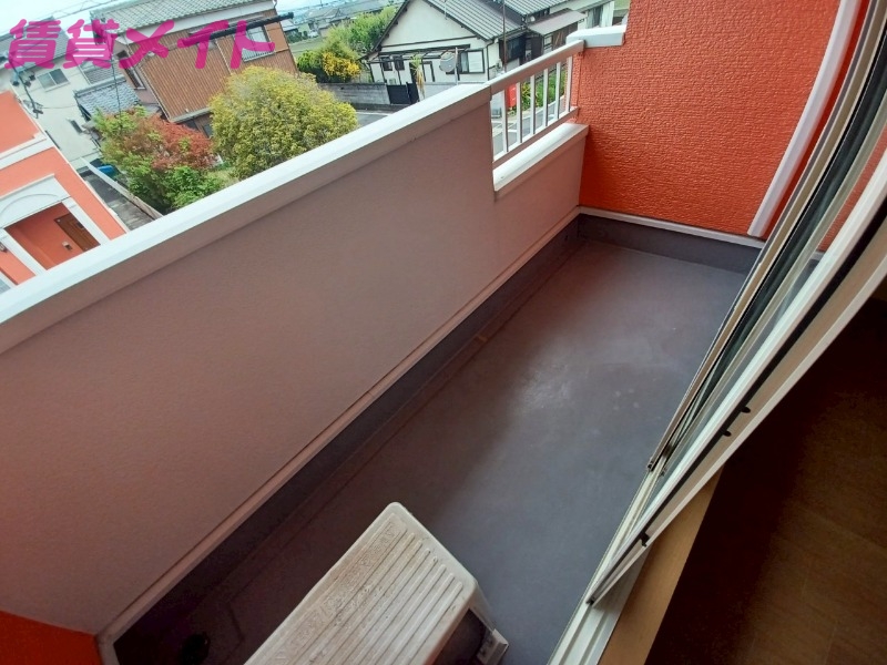 バルコニー　同型別部屋参考写真です