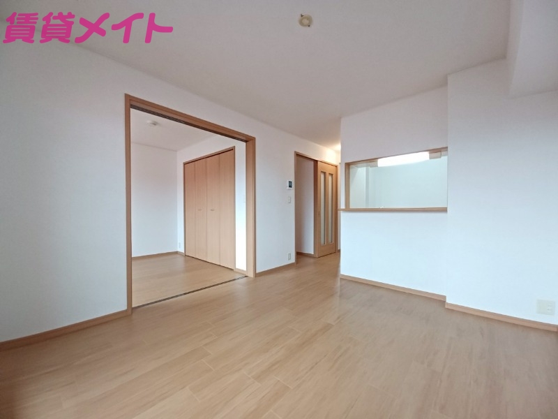 居室・リビング　同型別部屋参考写真です