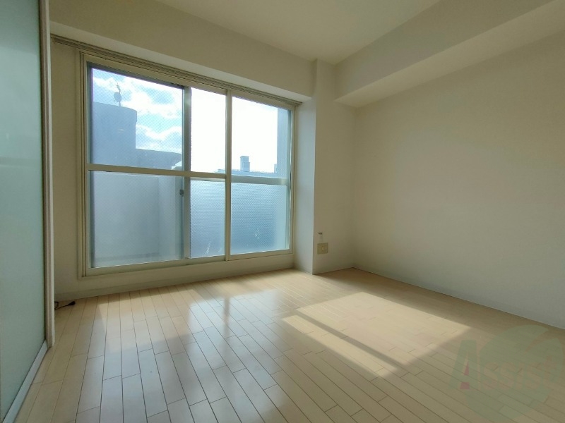 居室・リビング　広くてキレイなお部屋が広がっていて、充実した生活が送れそう。