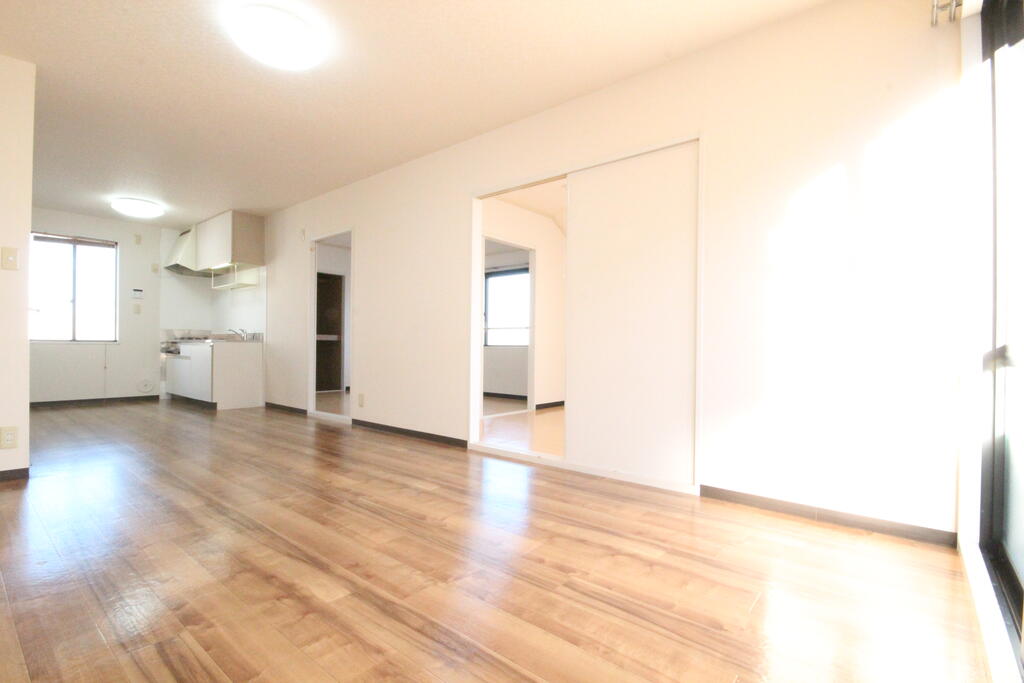 その他部屋・スペース　同タイプ（反転）のお部屋の写真です　現況ご確認ください