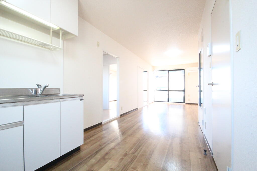 その他共有部分　同タイプ（反転）のお部屋の写真です　現況ご確認ください