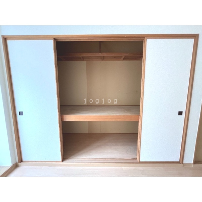 収納　押し入れ