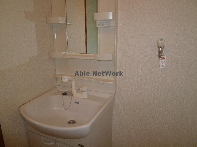 洗面設備　同型タイプ