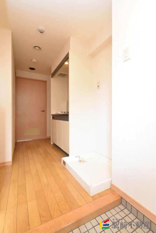 玄関　※同タイプ別部屋