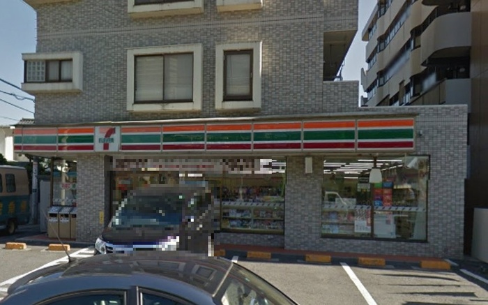 コンビニ　セブンイレブン横浜長津田南口店（コンビニ）まで190m