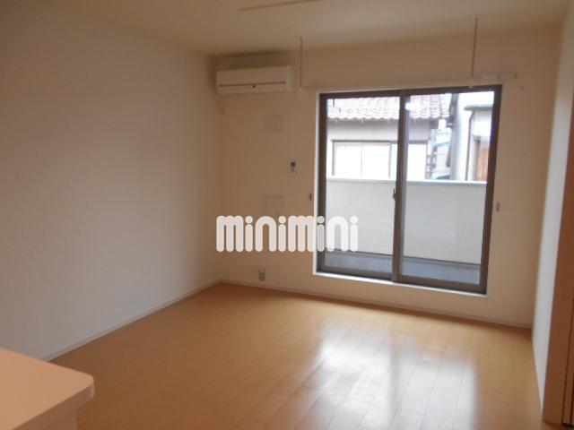 居室・リビング　広々としたリビングです