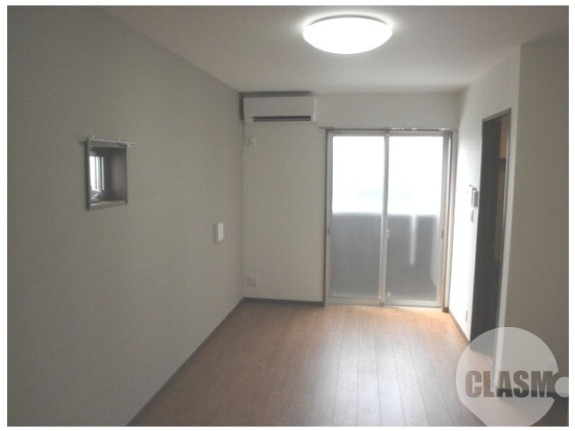 居室・リビング　明るいお部屋です☆