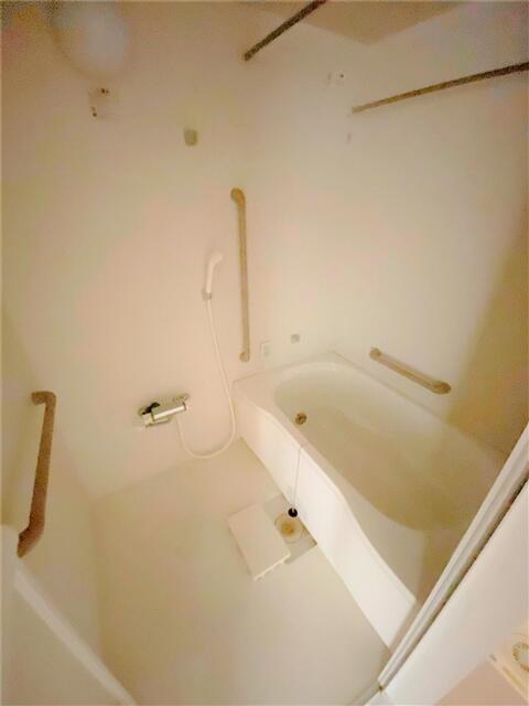 バス・シャワールーム　浴室