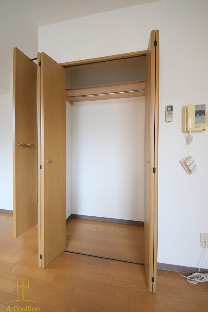 収納　B-RISE新町