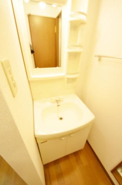 洗面設備　♪朝・晩の強い味方、独立洗面台！♪