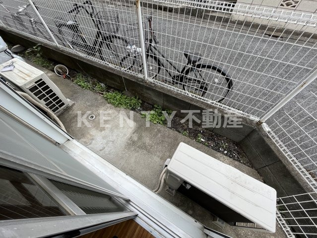 バルコニー　バルコニーがあります