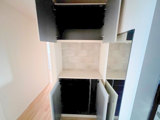 収納　大きいシューズボックスは靴がいっぱい入れれますね。