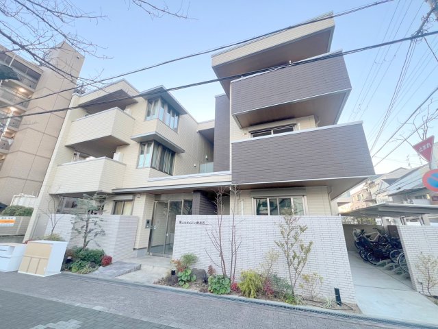 建物外観　綺麗な外観の素敵なお部屋があなたを待っています。
