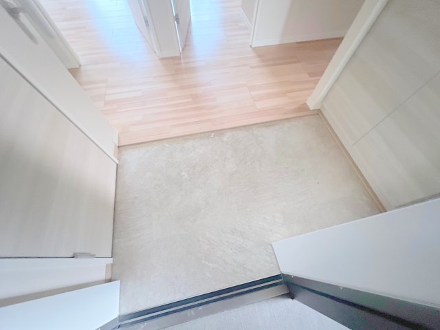 玄関　素敵な玄関は毎朝あなたを元気に送りだしてくれますよ。