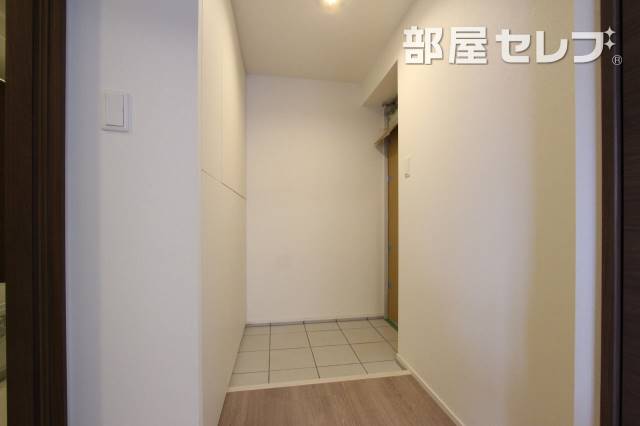 玄関　１１０号室