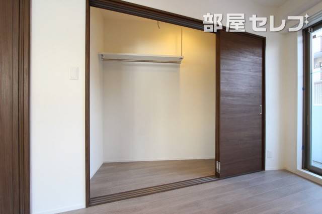 収納　１１０号室