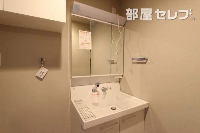 洗面設備　１１０号室