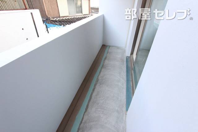 バルコニー　１１０号室