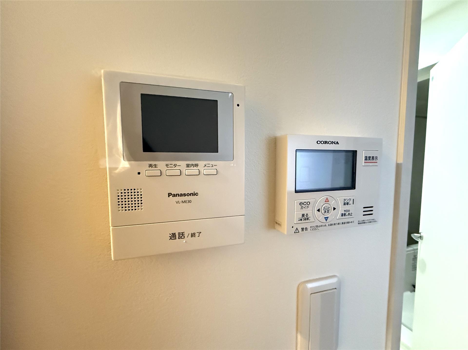 セキュリティ　来客時にお部屋から確認できるモニター付きドアホン♪