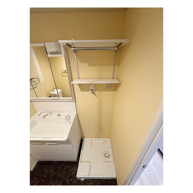 玄関　室内洗濯機置き場