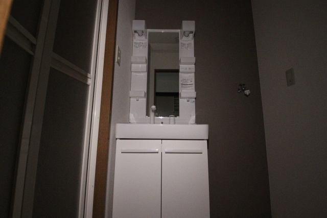 洗面設備　※別室の参考写真の為、現況優先です。