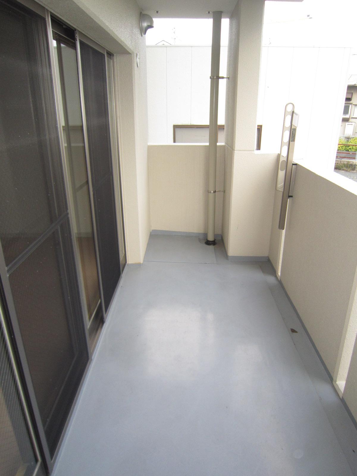 バルコニー　類似内装画像　現状優先