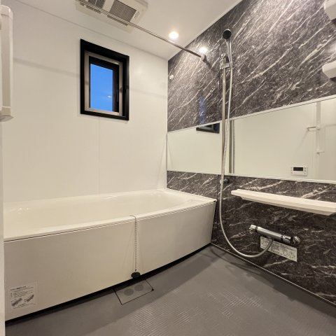 バス・シャワールーム　同仕様タイプです