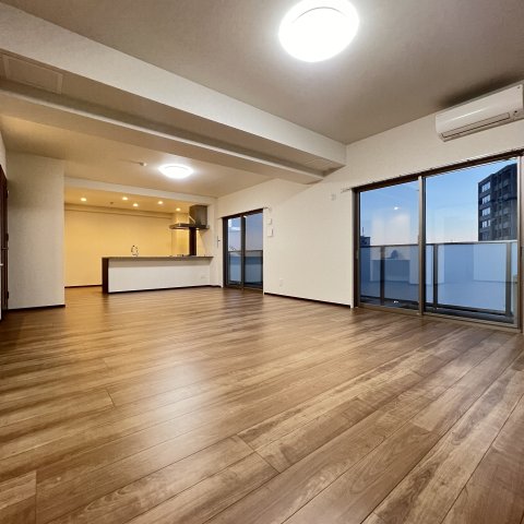 居室・リビング　同仕様タイプです