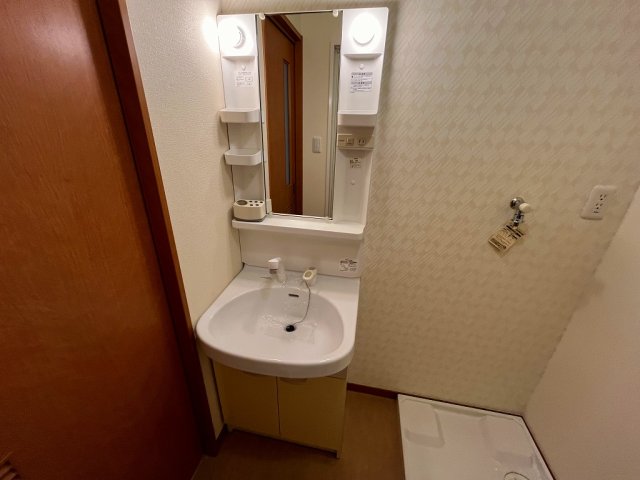 洗面設備　現状優先