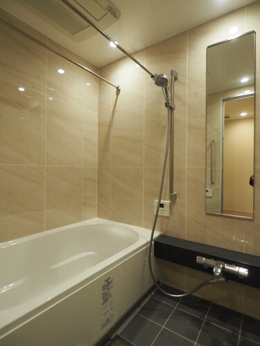 バス・シャワールーム　バス