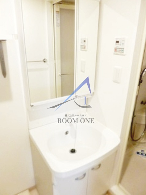 洗面設備　洗面台です。