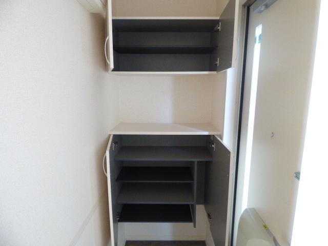 玄関　シューズボックス