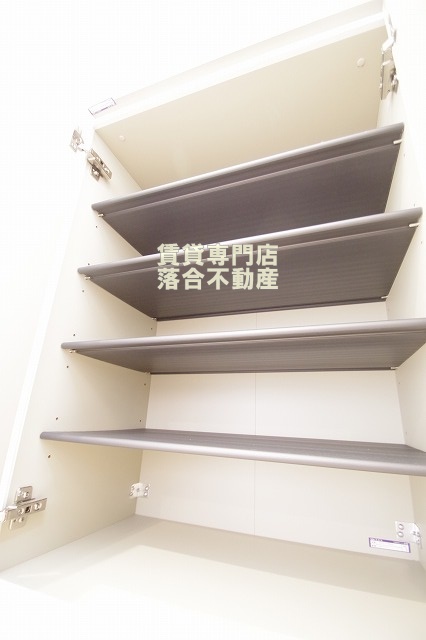 収納　シューズボックスあり