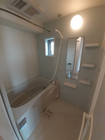 バス・シャワールーム　お風呂で日々の疲れを落としましょう