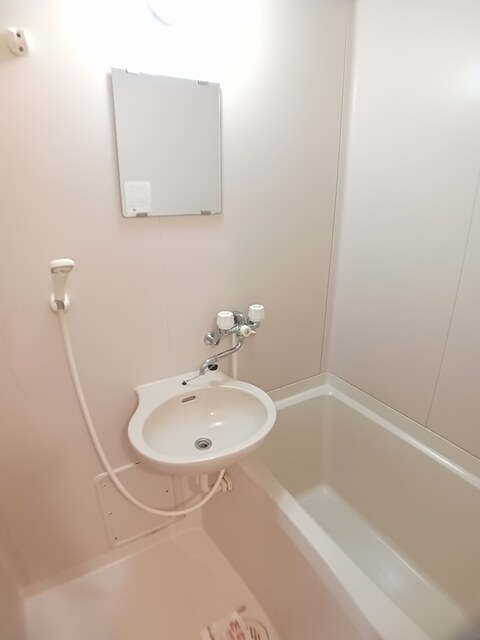 バス・シャワールーム　バス