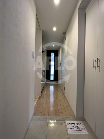 玄関　ルクレ新町レジデンス　玄関