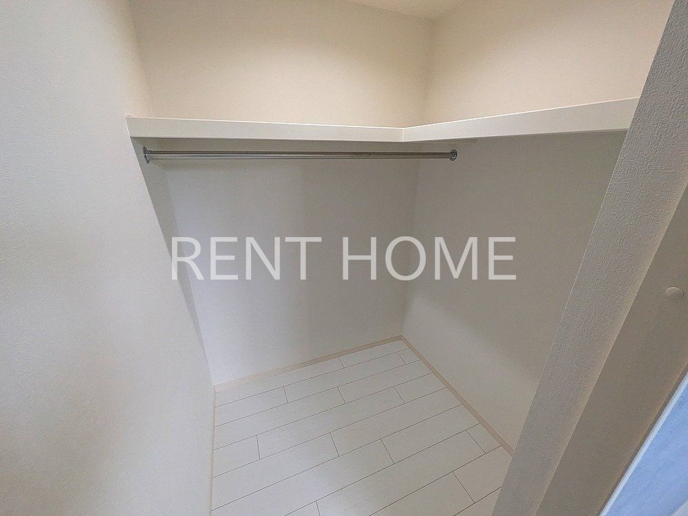 収納　ウォークインクローゼット