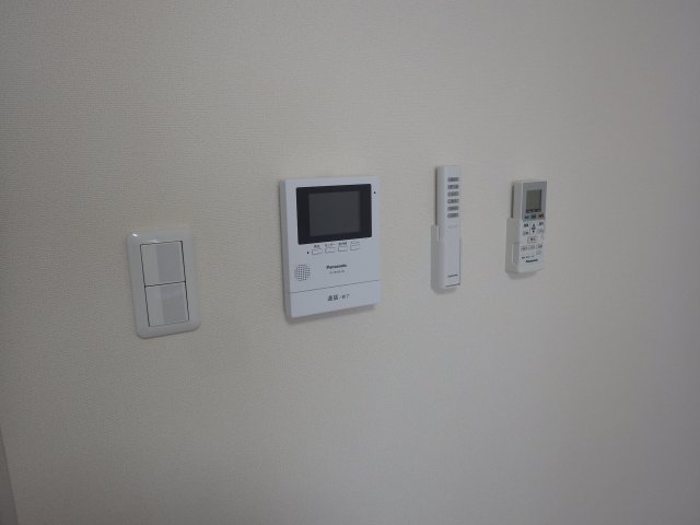 セキュリティ　同型タイプの写真です。色が異なる場合があります。