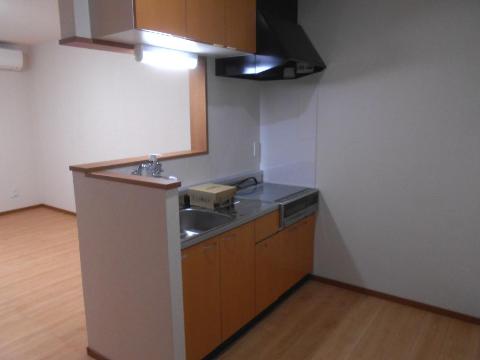 キッチン　IHクッキングヒーター