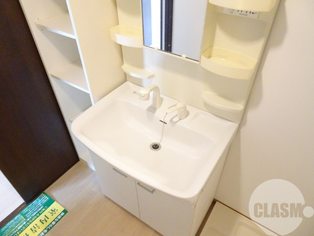 洗面設備　使いやすいシャンプードレッサー♪