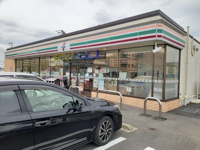 コンビニ　セブンイレブン高御堂2丁目店（コンビニ）まで470m