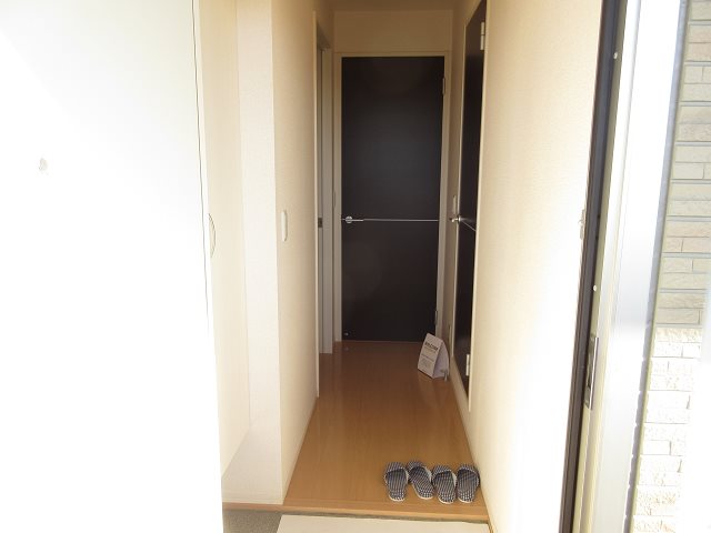 玄関　※他部屋参考写真