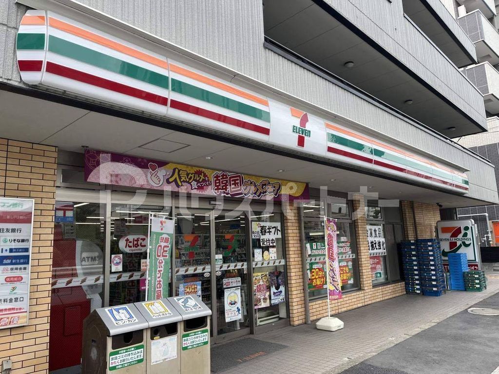 コンビニ　セブンイレブン北区志茂駅前店（コンビニ）まで170m
