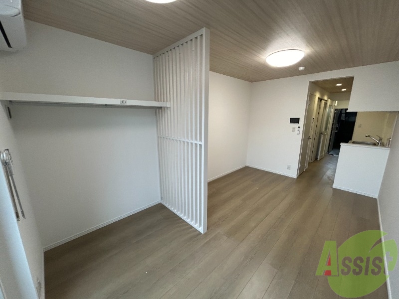 居室・リビング　部屋全体の写真です。ＬＤＫと寝室を分けれます。