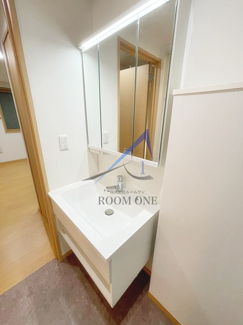 洗面設備　洗面台です。