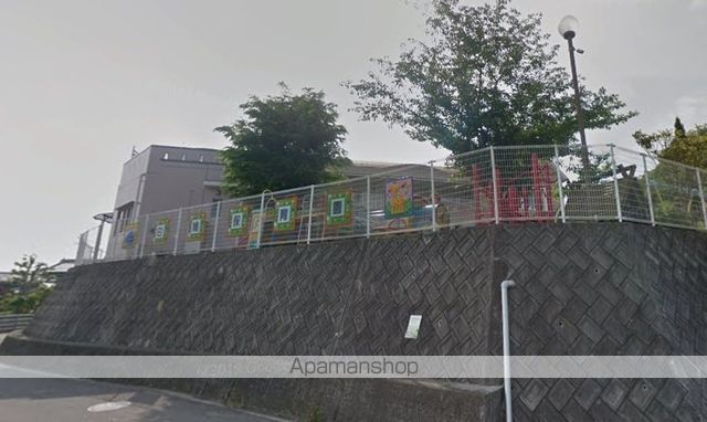 幼稚園・保育園　白鳩保育園（幼稚園・保育園）まで563m