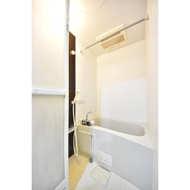 バス・シャワールーム　当社提携物件の為、どこよりも安く早く安心してご契約可能です。