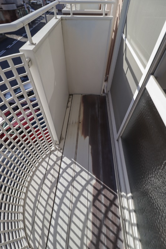 バルコニー　図面と現状に相違がある場合には現状を優先