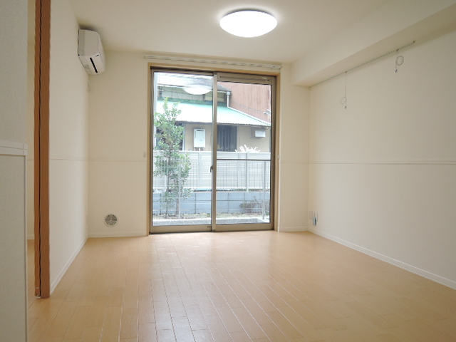 居室・リビング　照明は設備ではありません