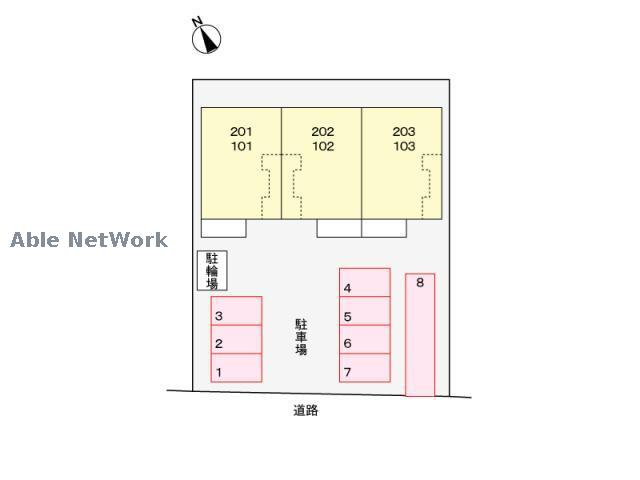 駐車場　駐車場